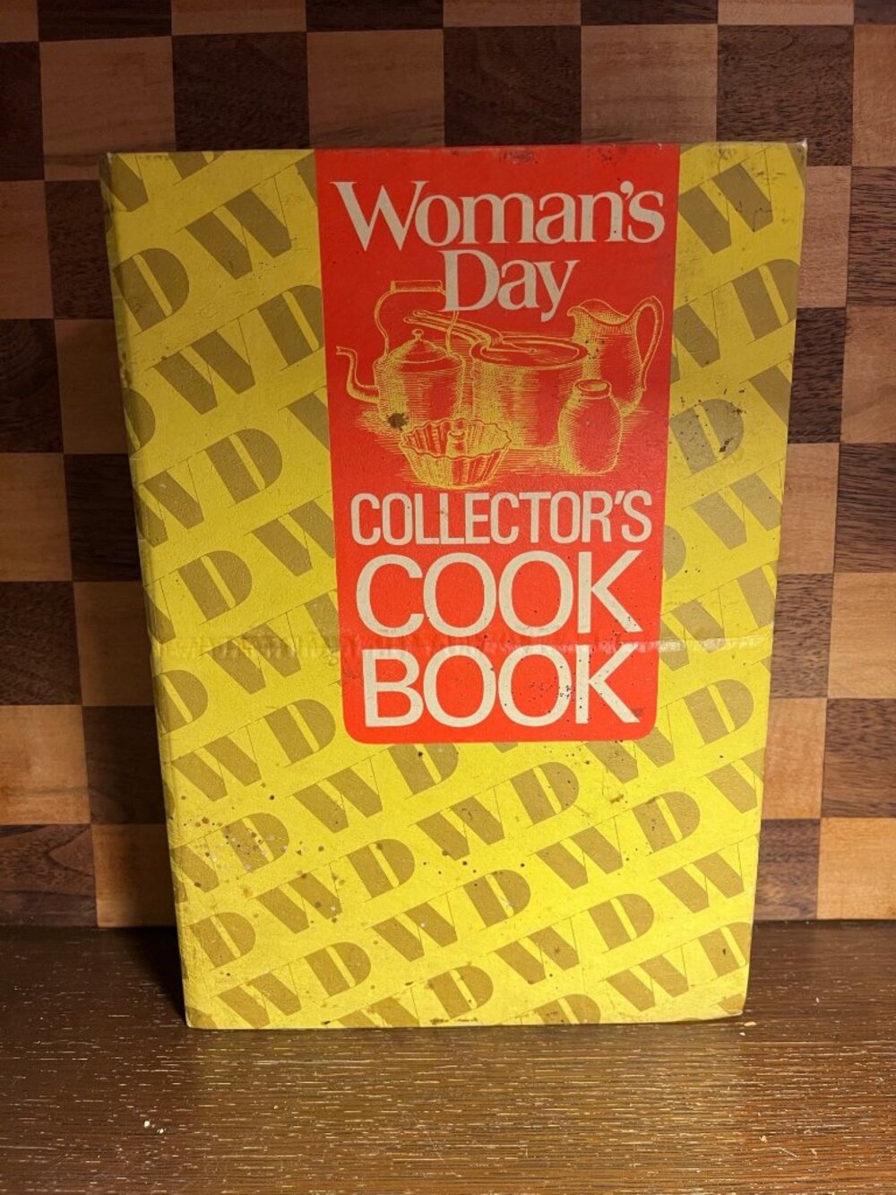 Women’s Day Collector’s Cookbook A748
